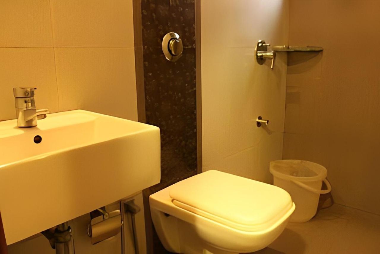 Apollo Guest House Bombaim Exterior foto